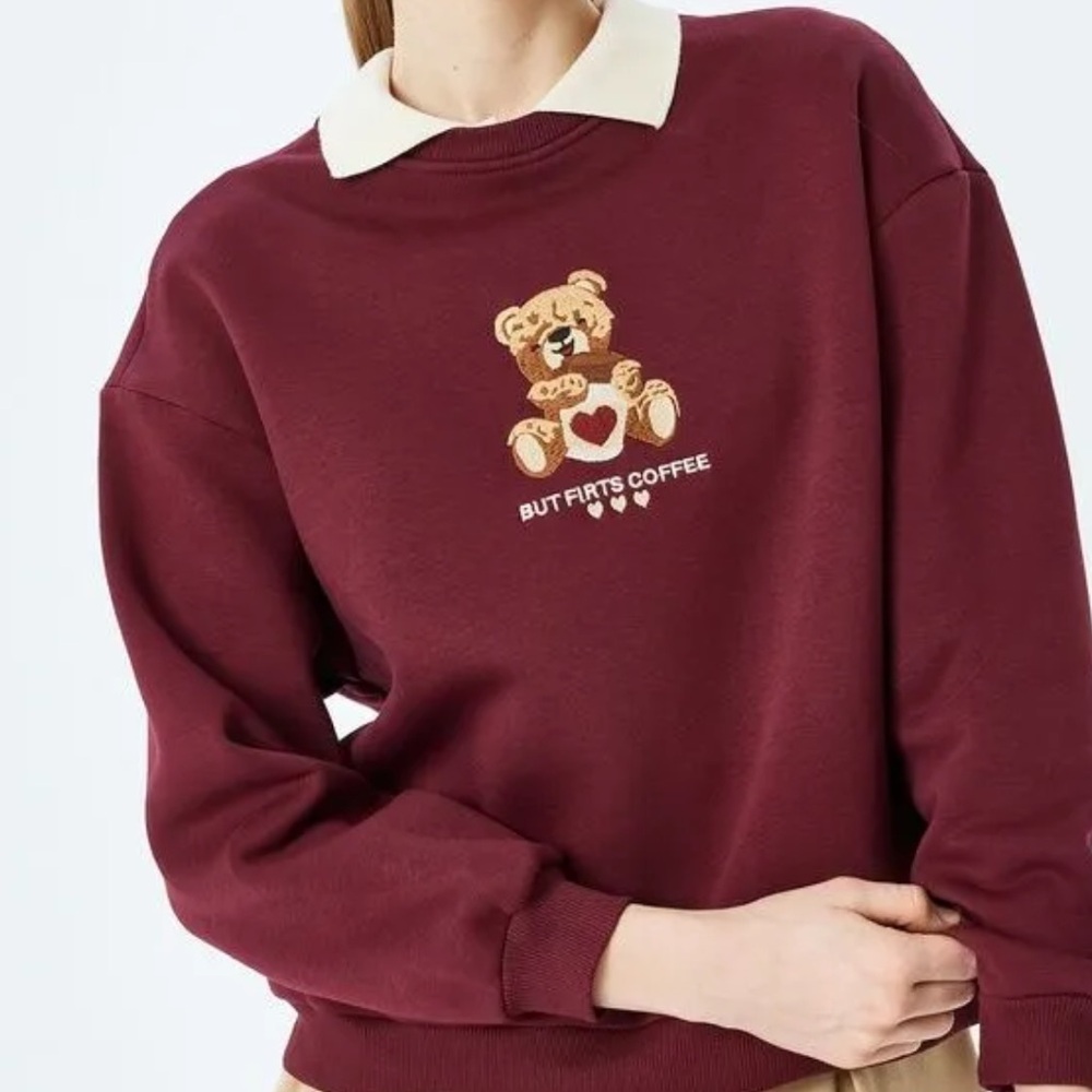 Maroon Sweatshirt with Bear Design